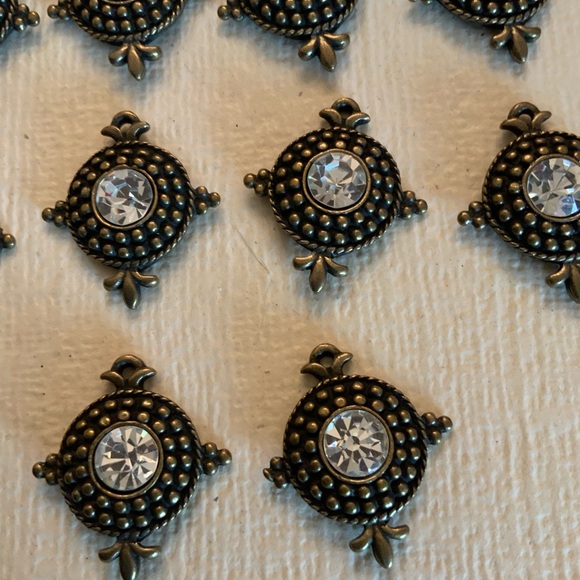 10 vintage drops - Picture 2 of 9